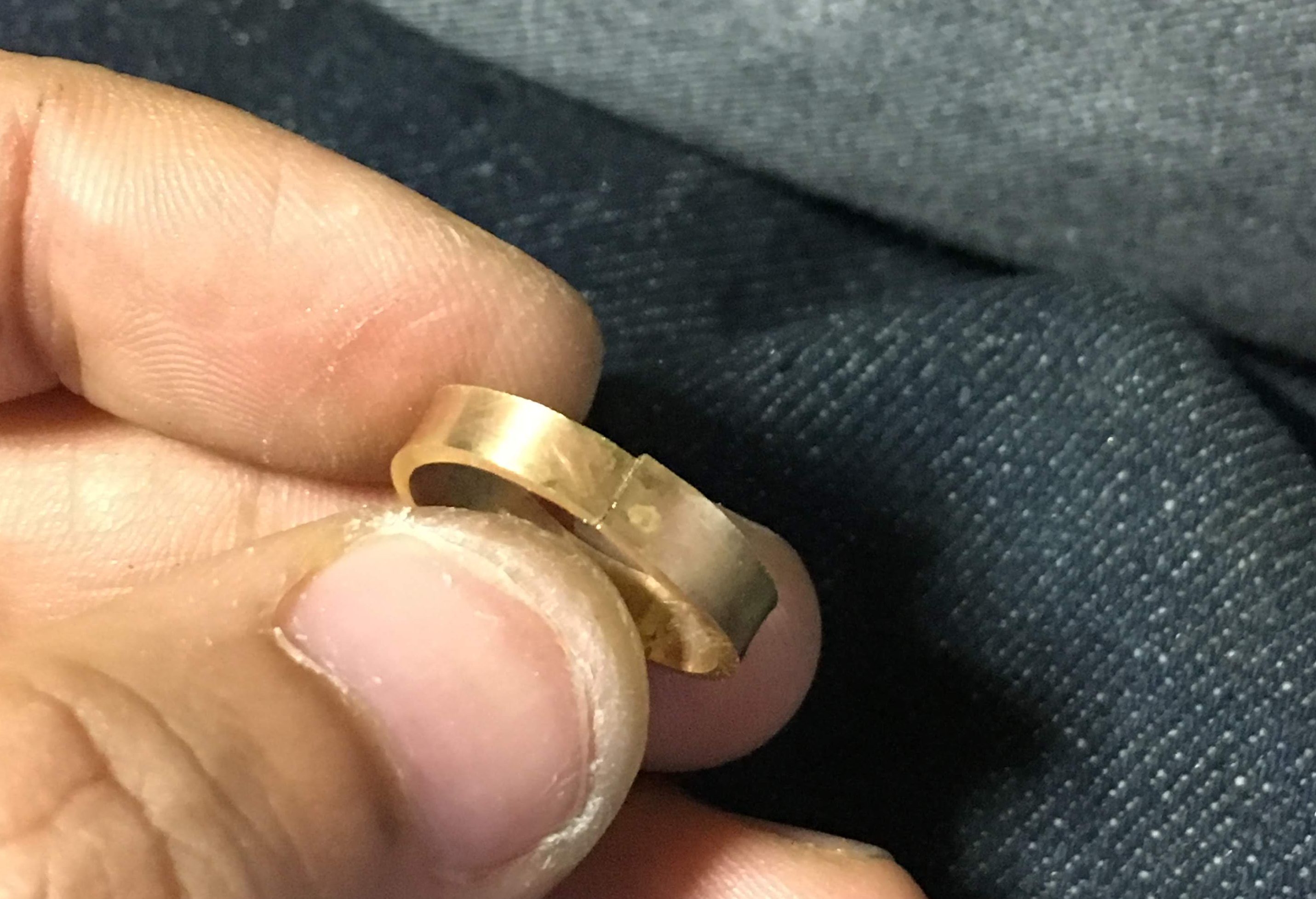 簡単な指輪の作り方で学ぶ 真鍮アクセサリーの作り方