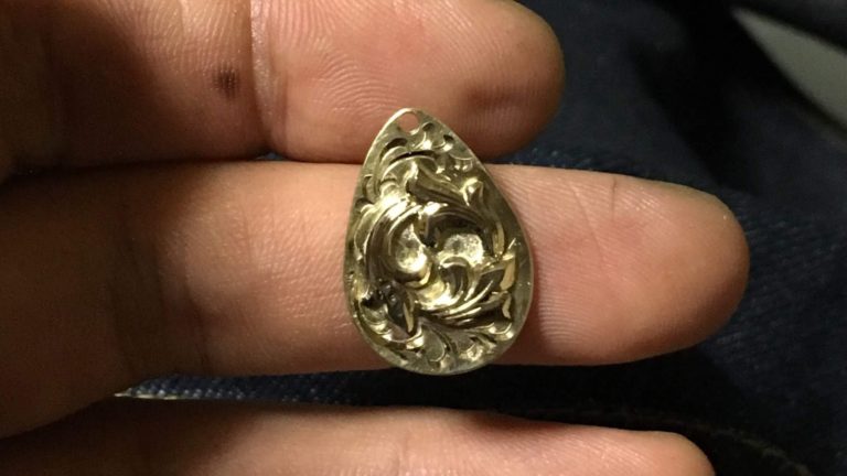 彫金で真鍮製ペンダントトップを作る８つの工程