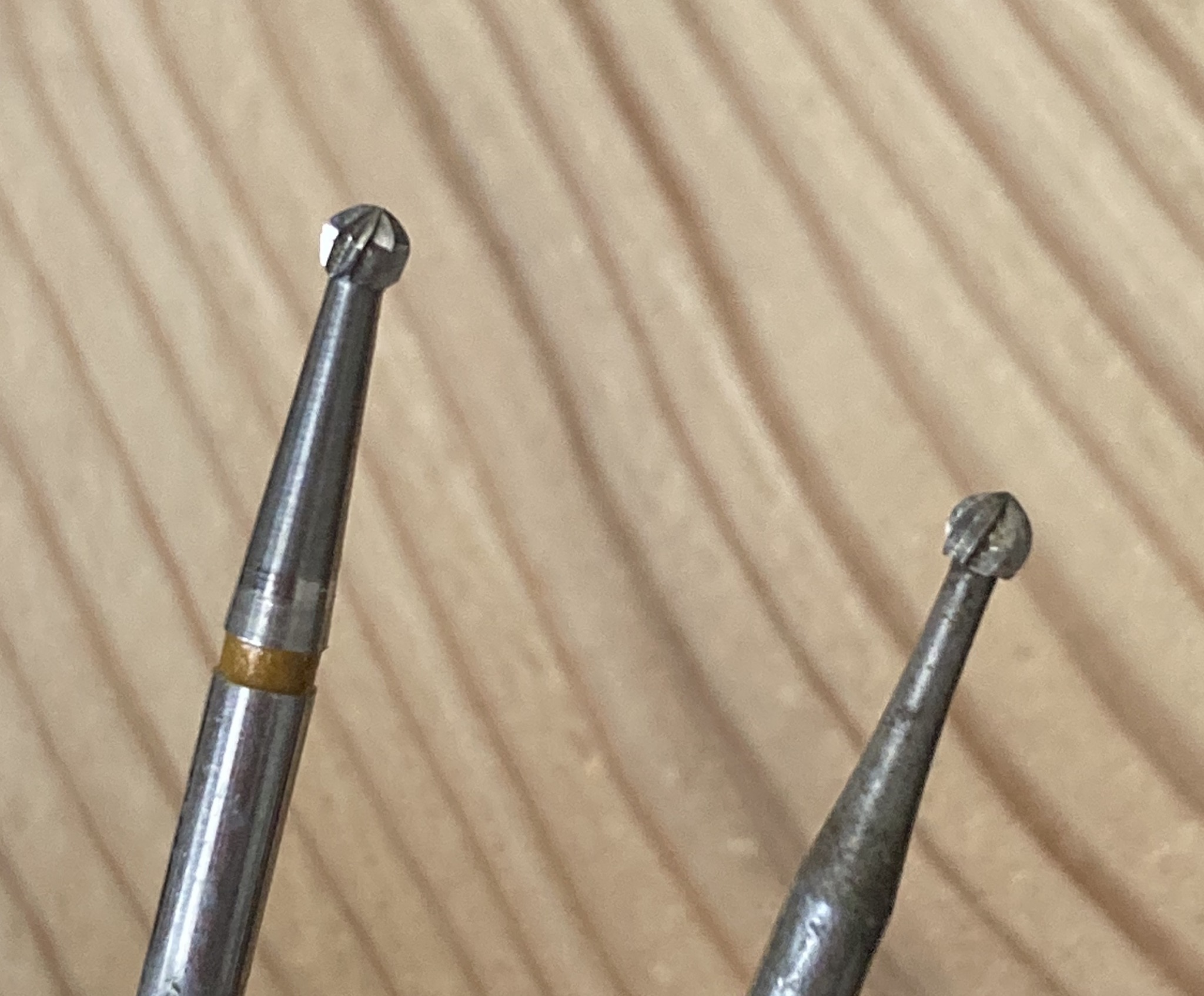 真鍮の材料を加工してワックスペンのペン先を作るやり方