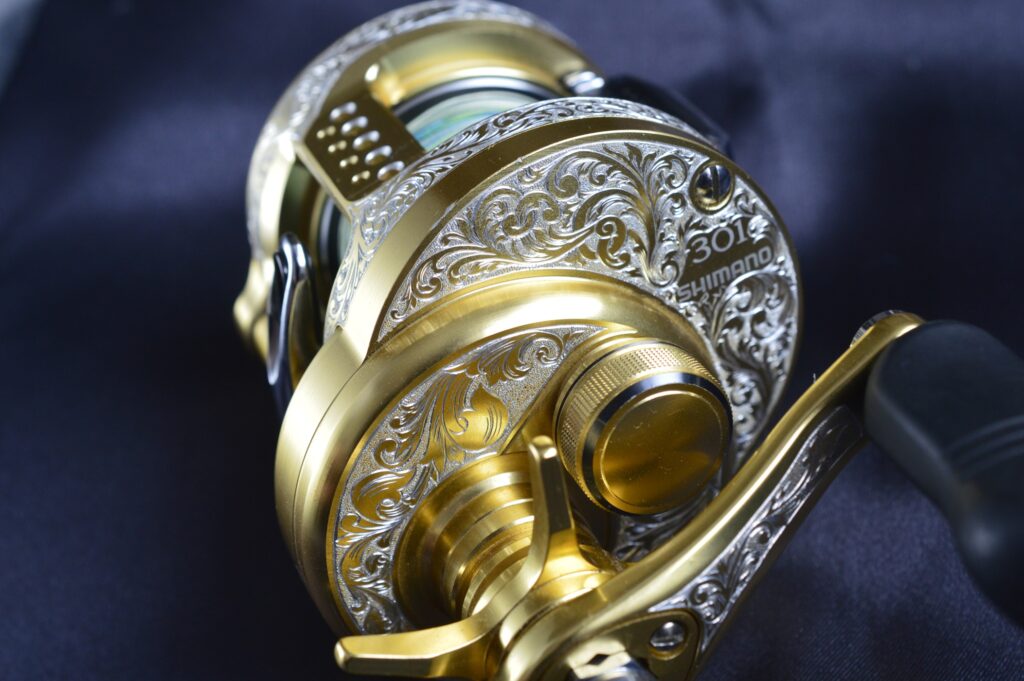 カルカッタコンクエスト301ハンドル側面