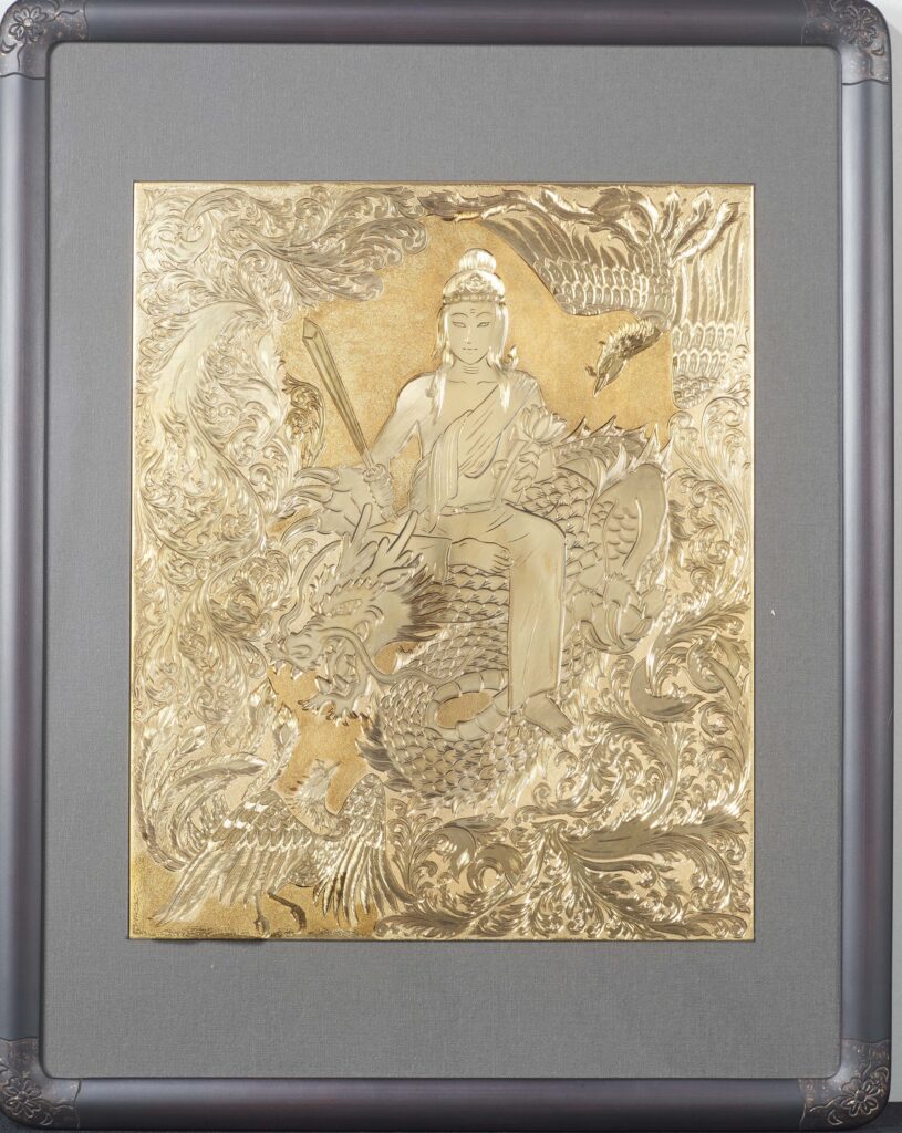 騎龍菩薩鳳凰唐草図彫金